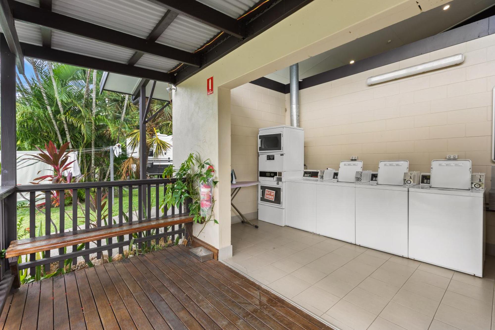 Tasman Holiday Parks - Airlie Beach Exteriör bild
